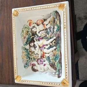 1970S HANDCRAFTED CAPODIMONTE CERAMIC ASHTRAY .